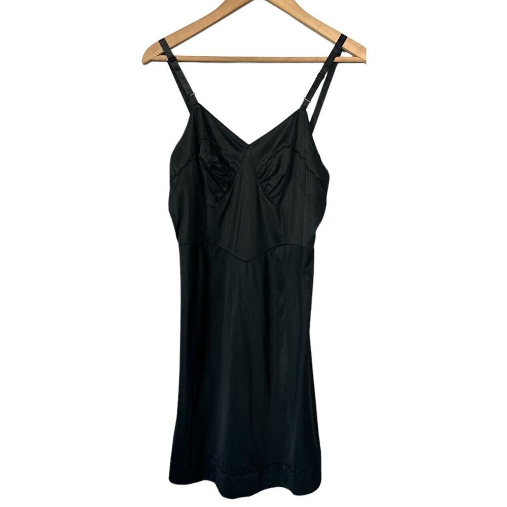 Vintage Aristocraft By Superior Black Nylon Slip Size 34 Made In The USA